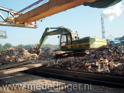 Mededinger vervoert houtsnippers